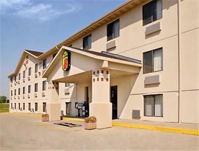 Super 8 Wichita East Kellogg Hotel Kültér fotó