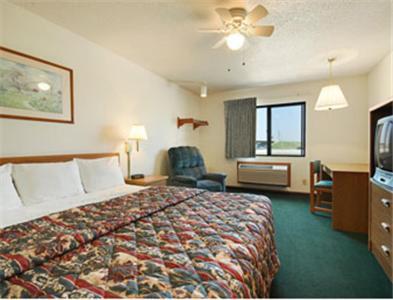 Super 8 Wichita East Kellogg Hotel Szoba fotó